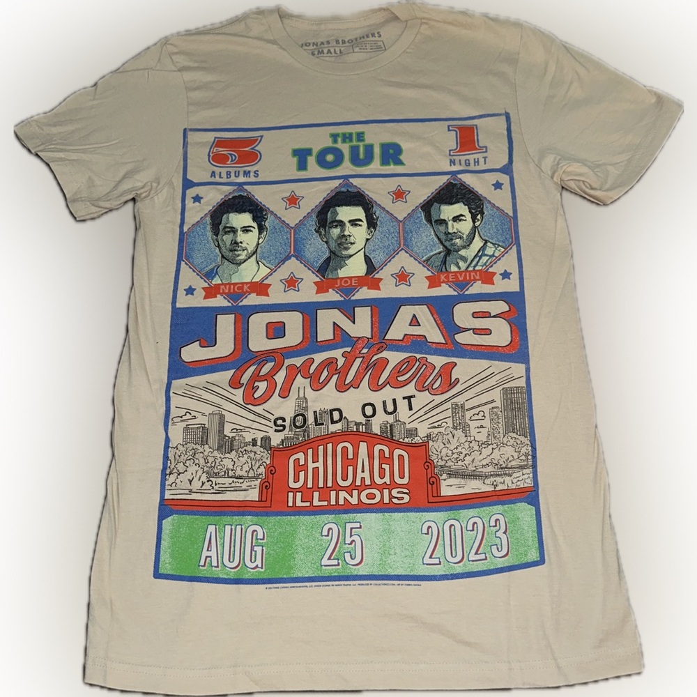 Women’s Jonas Brothers 2023 The Tour Chicago Tee - Small
